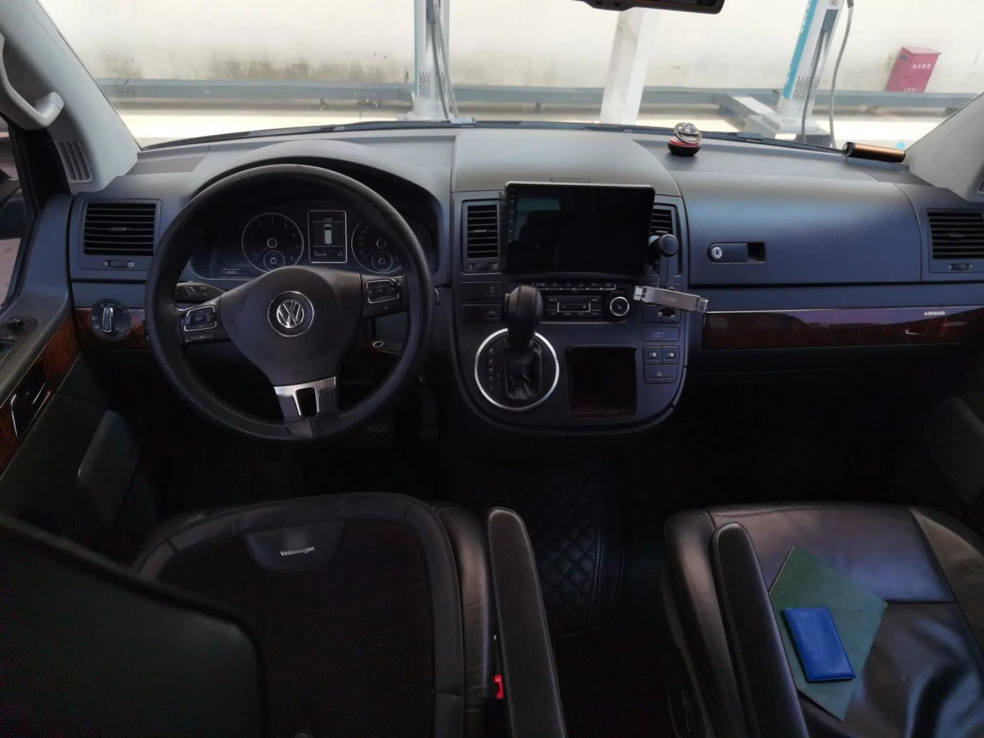 Volkswagen Multivan 2012 2.0 TSI Two-Wheel-Drive Luxury Edition — миниатюра 9