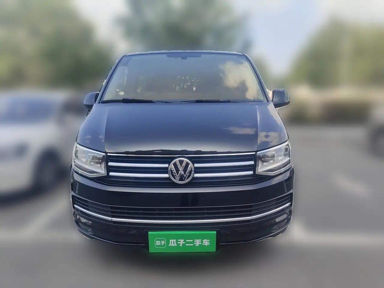 Volkswagen Multivan 2017 2.0 TSI Two-Wheel Drive Luxury Edition 7 Seats — миниатюра 2