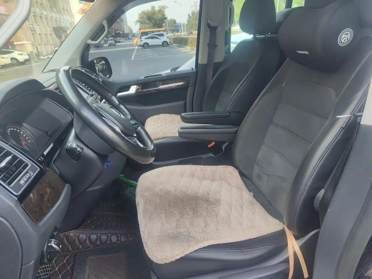 Volkswagen Multivan 2017 2.0 TSI Two-Wheel Drive Luxury Edition 7 Seats — миниатюра 15