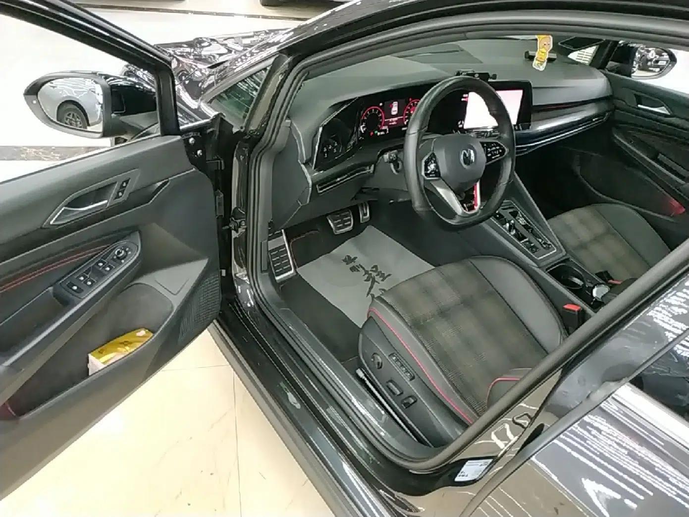 Volkswagen Golf GTI 2021 Facelift 380TSI DSG GTI — миниатюра 18