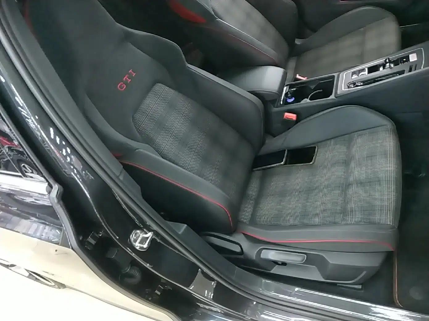 Volkswagen Golf GTI 2021 Facelift 380TSI DSG GTI — миниатюра 19