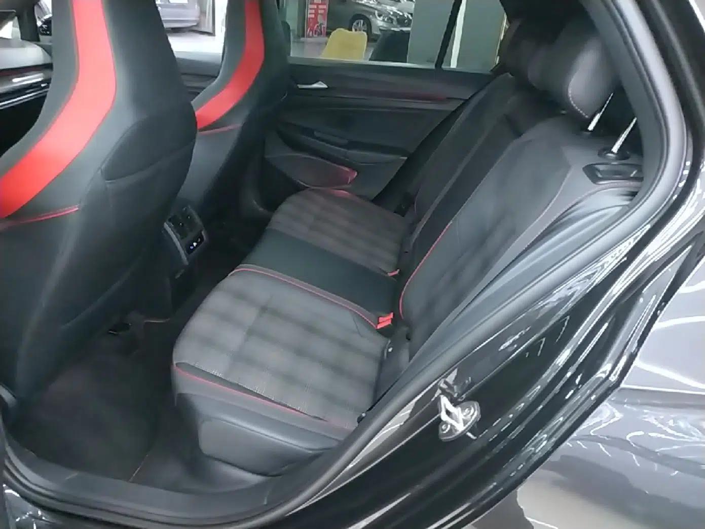 Volkswagen Golf GTI 2021 Facelift 380TSI DSG GTI — миниатюра 20