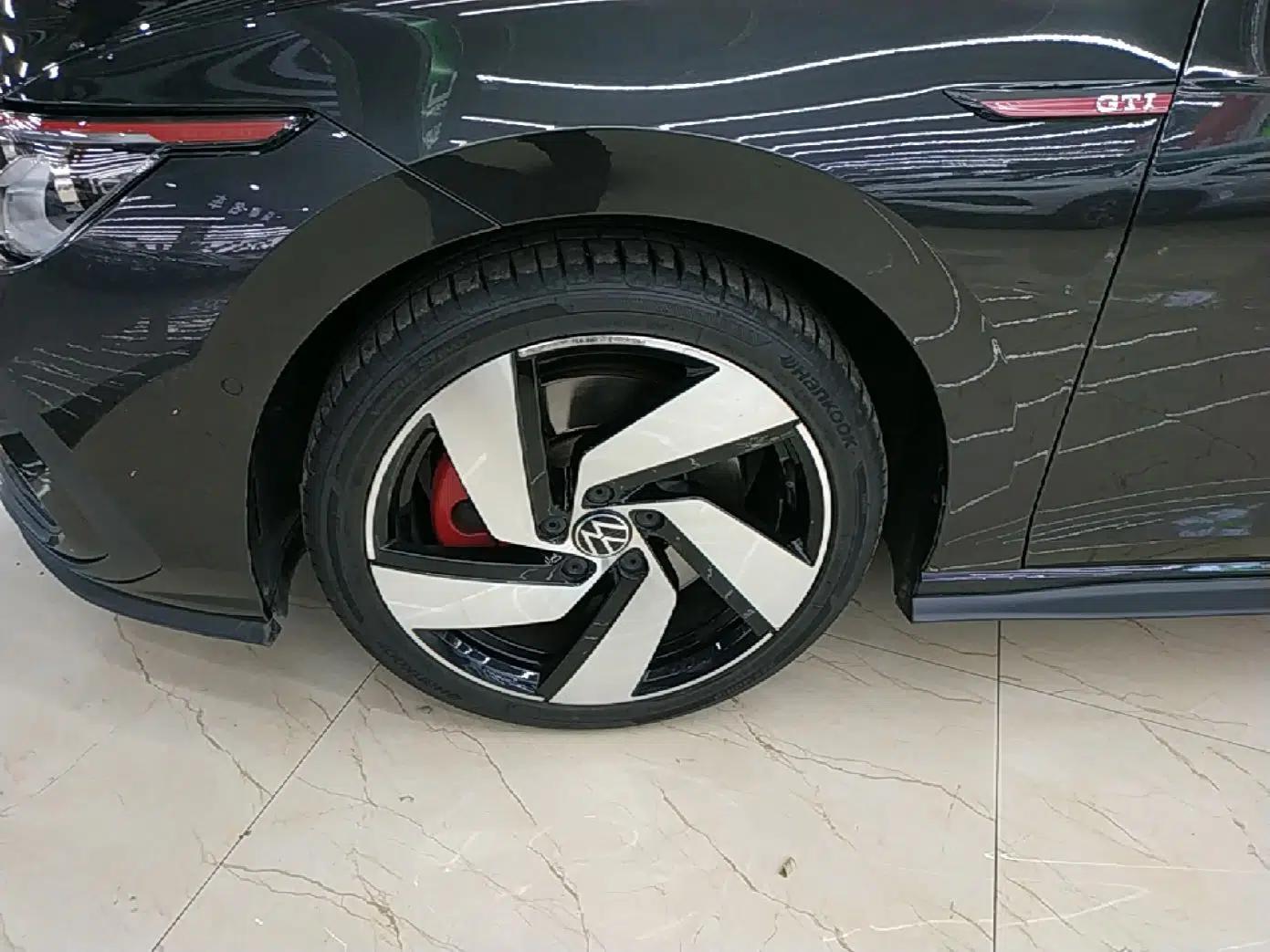 Volkswagen Golf GTI 2021 Facelift 380TSI DSG GTI — миниатюра 10