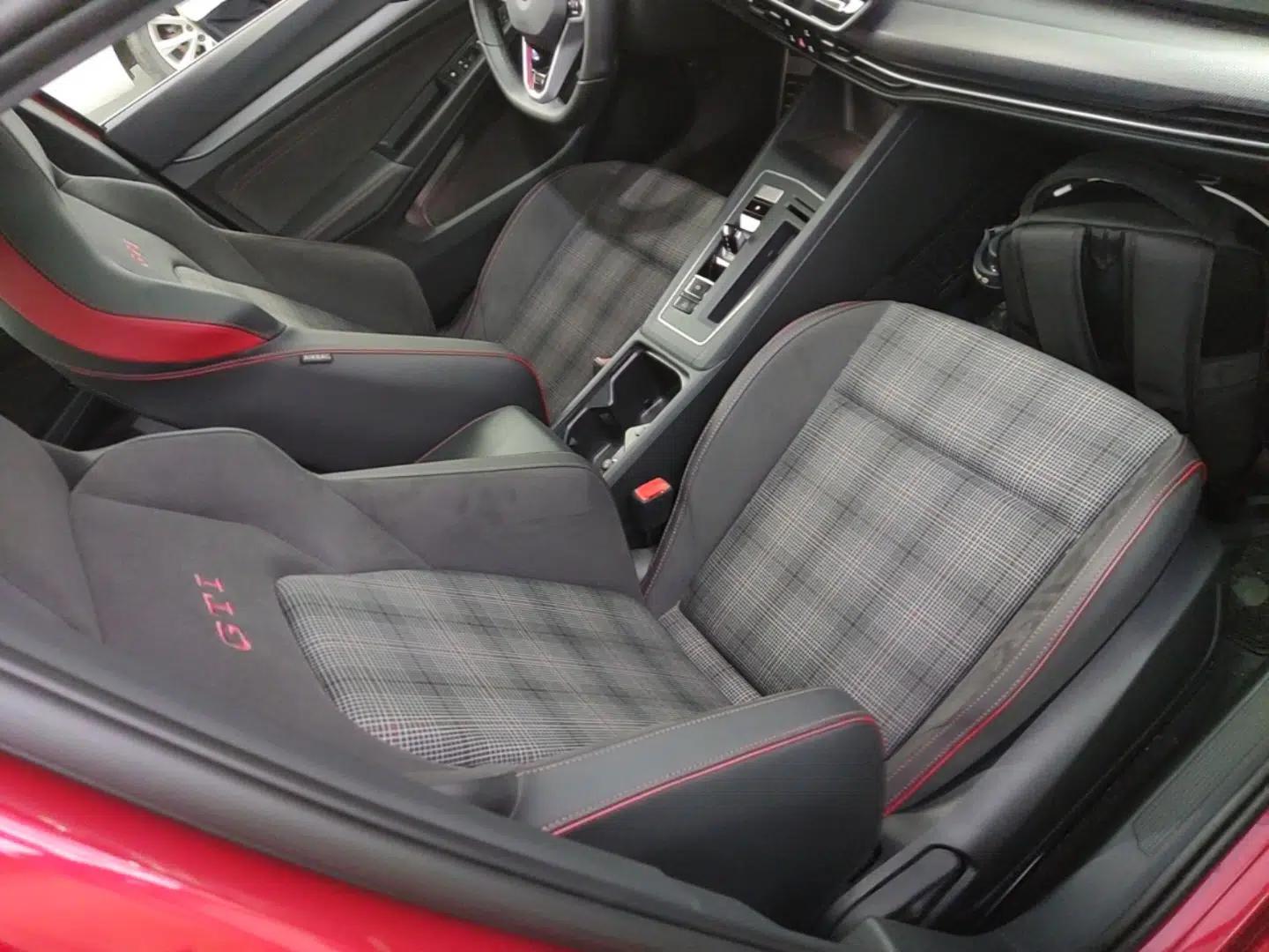 Volkswagen Golf GTI 2025 380TSI DSG GTI — миниатюра 19