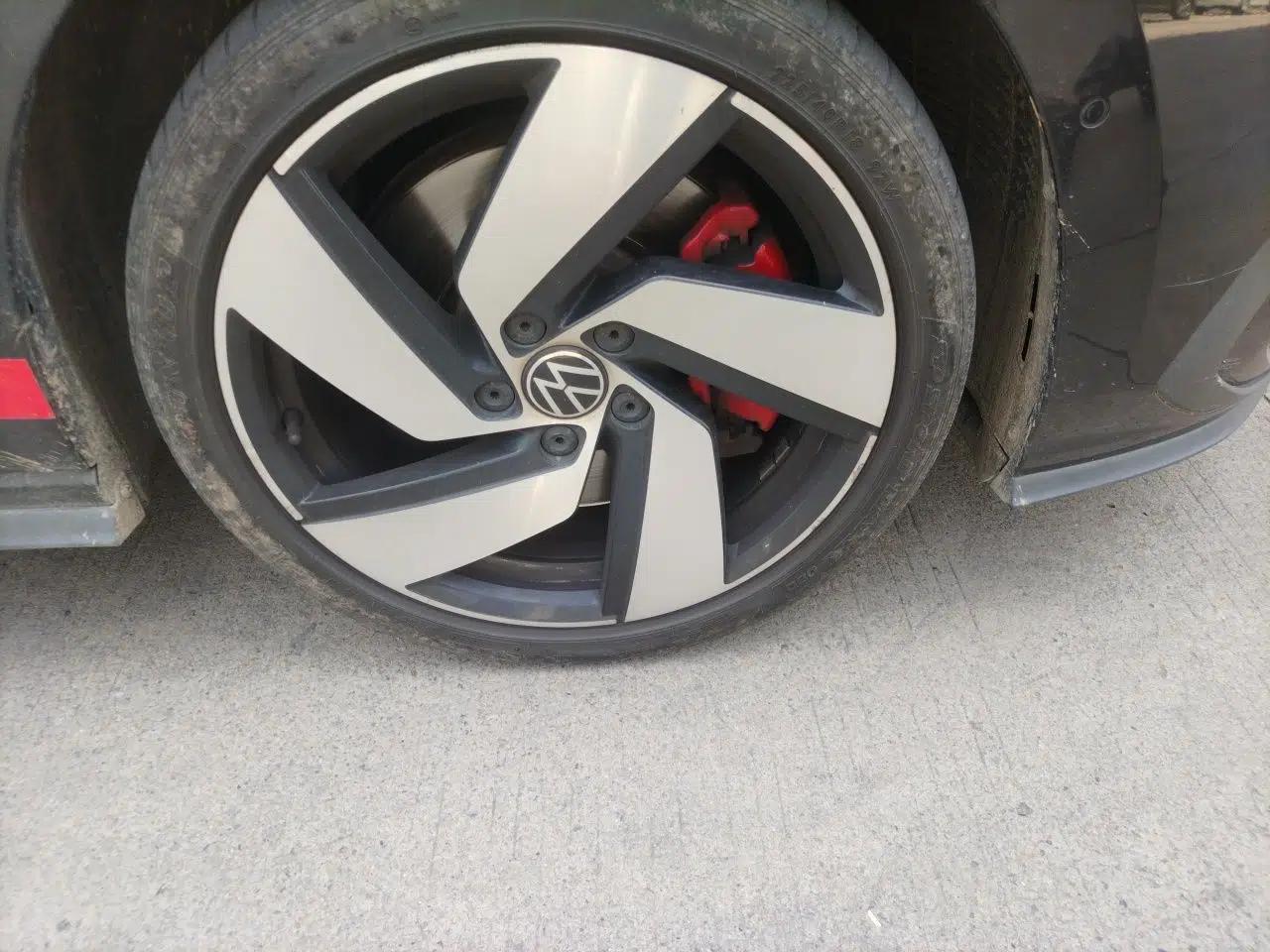 Volkswagen Golf GTI 2021 380TSI DSG GTI — миниатюра 8
