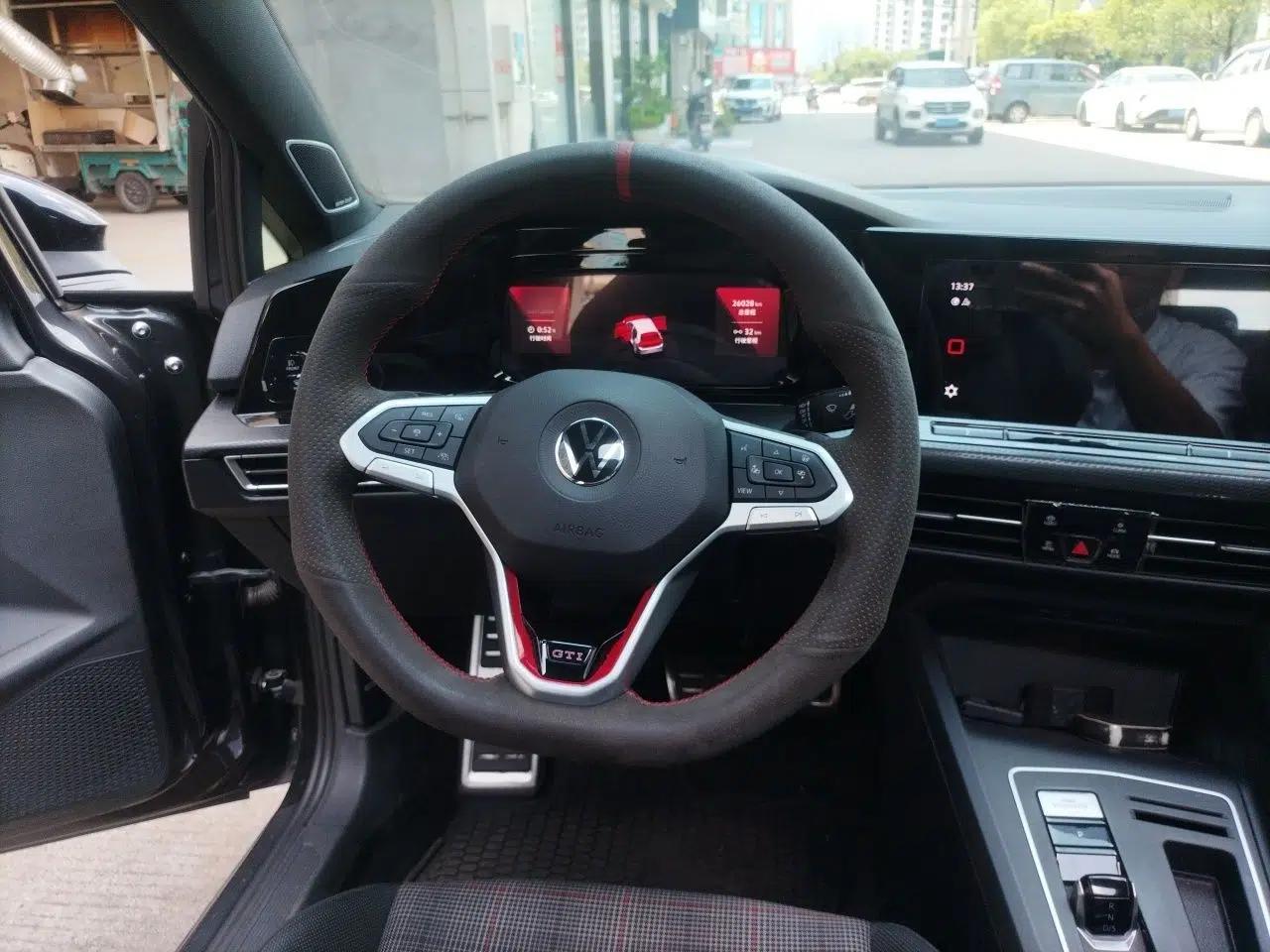 Volkswagen Golf GTI 2021 380TSI DSG GTI — миниатюра 10