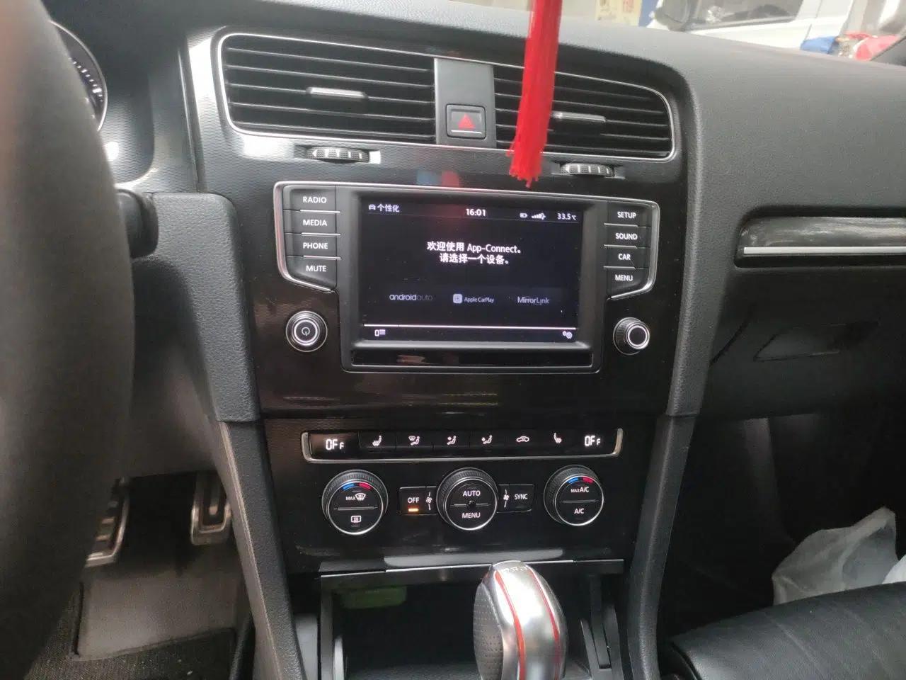 Volkswagen Golf GTI 2016 2.0 TSI GTI — миниатюра 13
