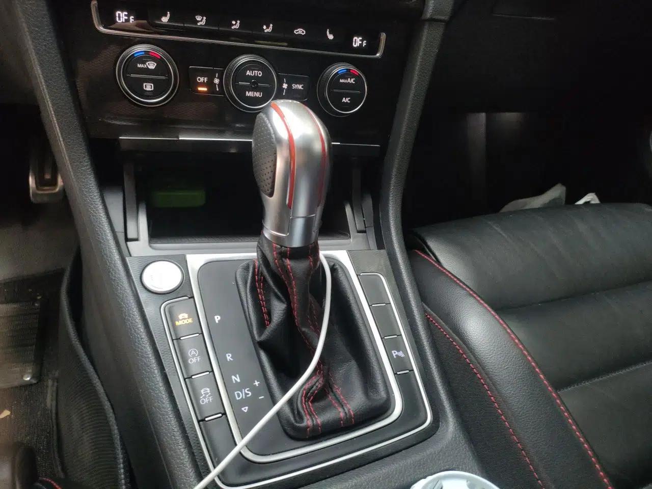 Volkswagen Golf GTI 2016 2.0 TSI GTI — миниатюра 14