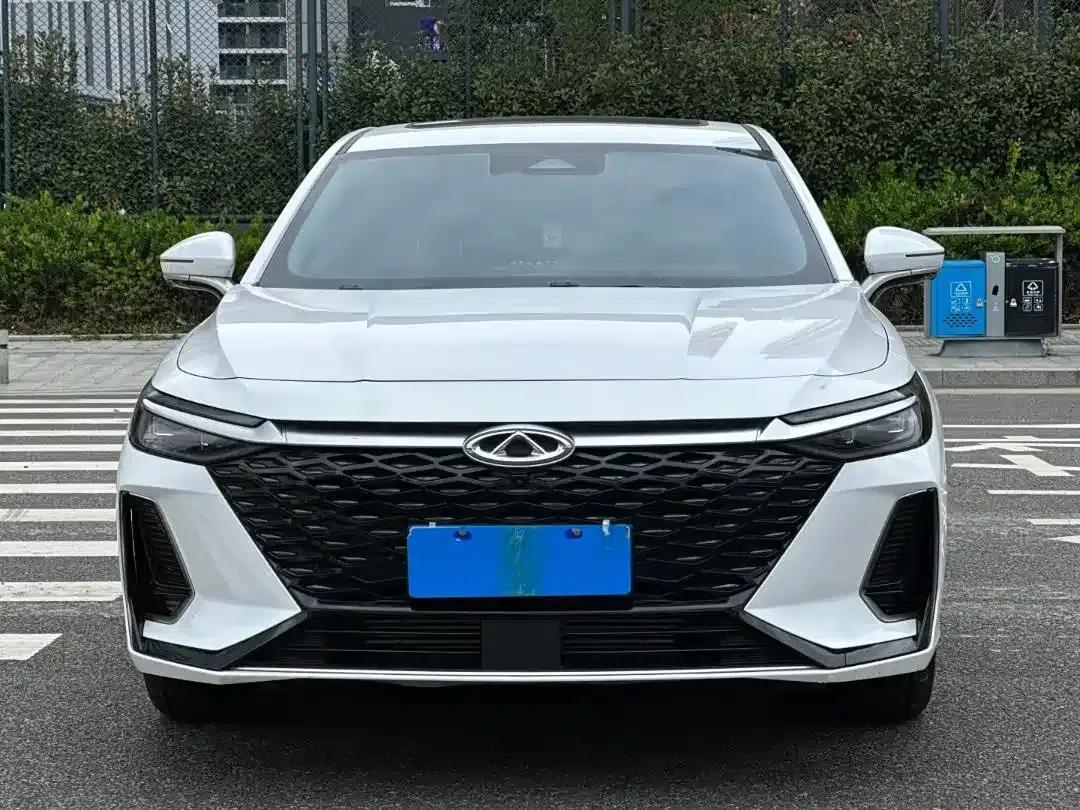 Chery Arrizo 8 2023 1.6T DCT Elegance — миниатюра 2