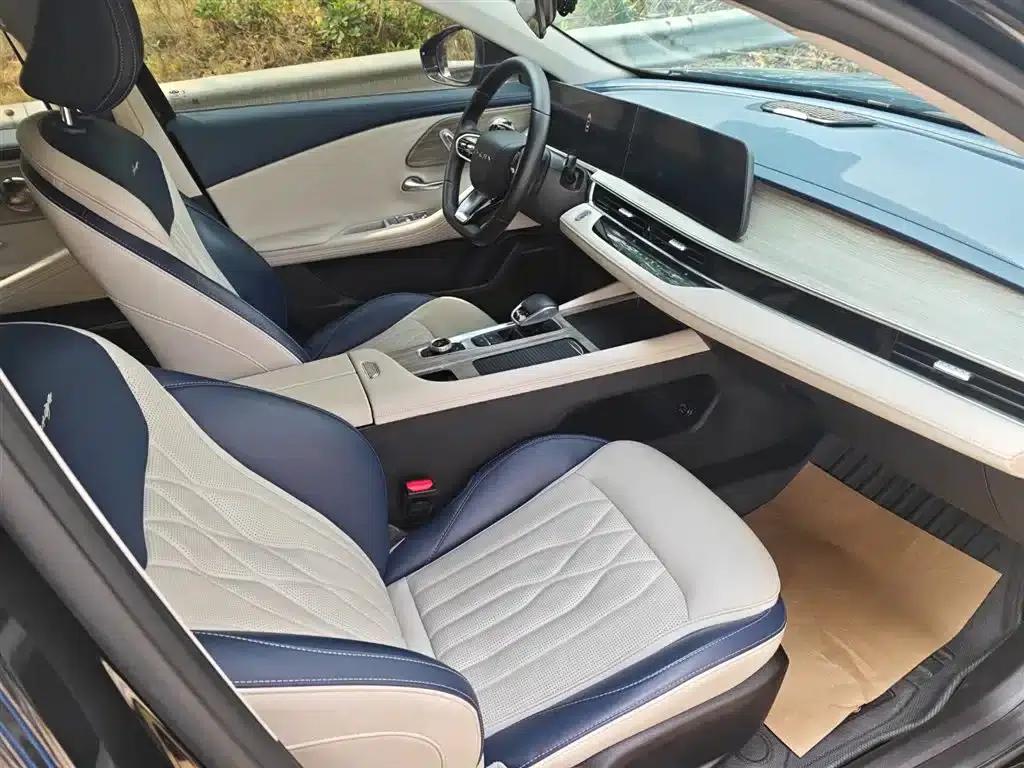 Chery Arrizo 8 2022 1.6T DCT Elegance — миниатюра 6