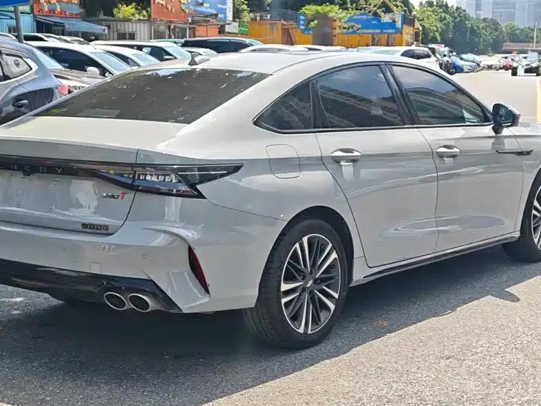 Chery Arrizo 8 2024 High-Performance Edition 2.0T DCT — миниатюра 8