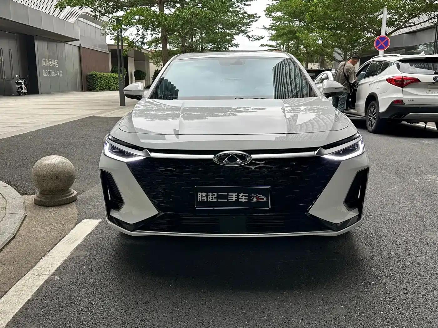 Chery Arrizo 8 2023 1.6T DCT Elegance — миниатюра 2
