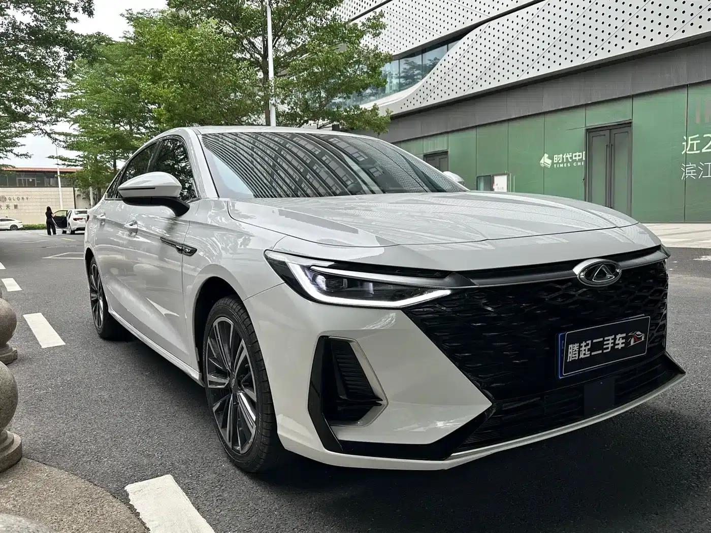 Chery Arrizo 8 2023 1.6T DCT Elegance — миниатюра 3