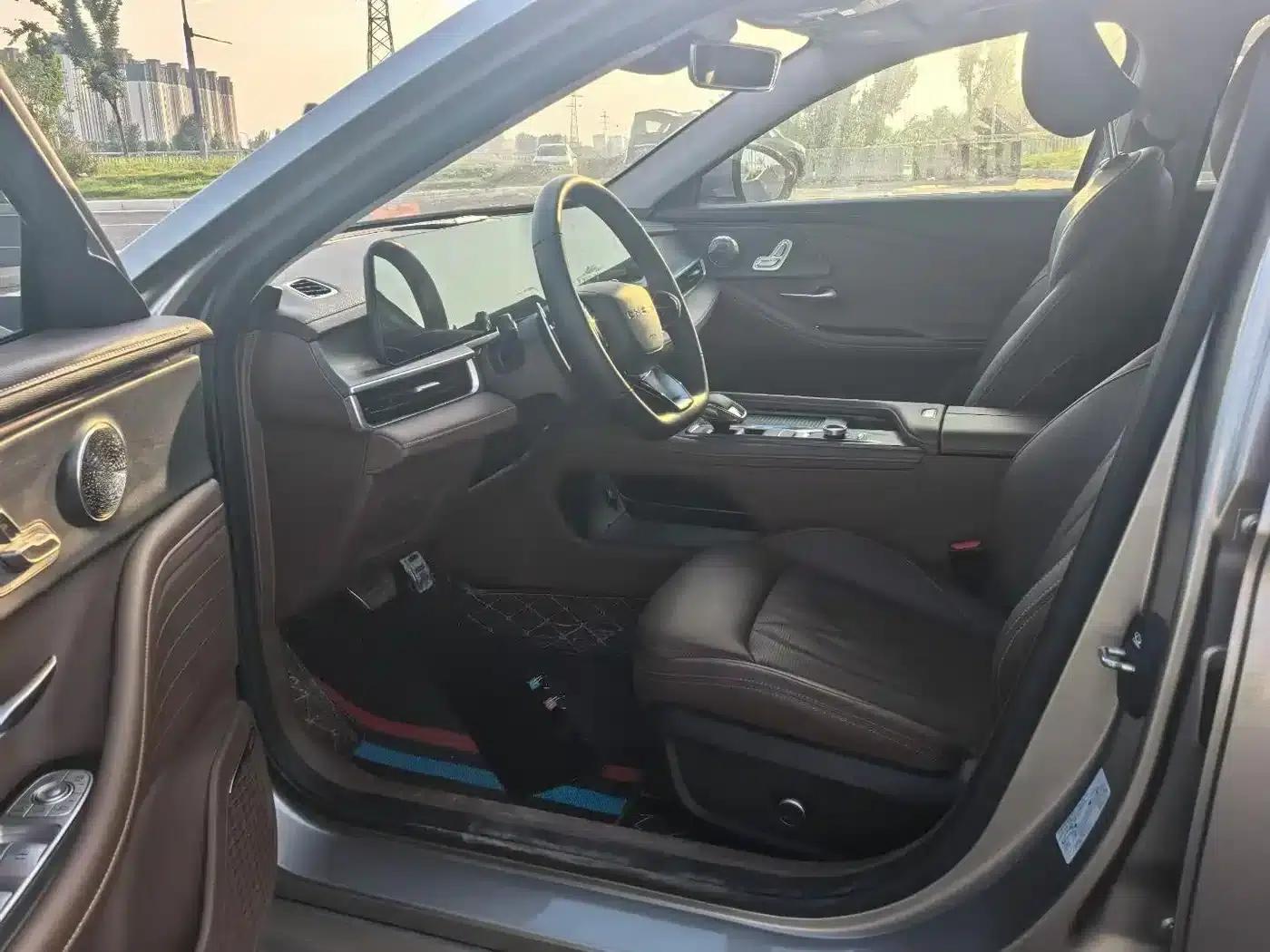 Chery Arrizo 8 2024 High-Performance Edition 2.0T Automatic Plus — миниатюра 4