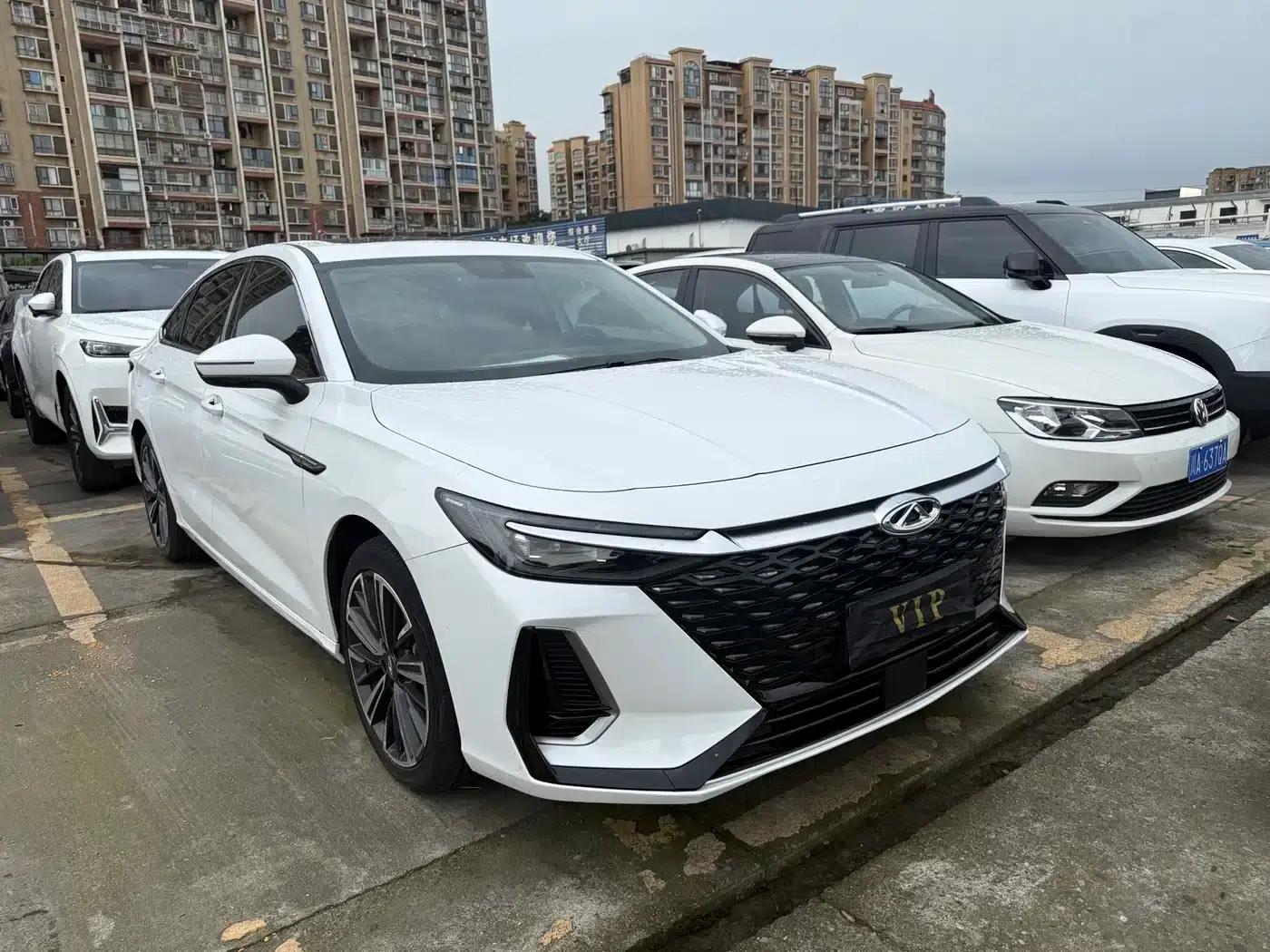 Chery Arrizo 8 2023 1.6T DCT Elegance — миниатюра 2