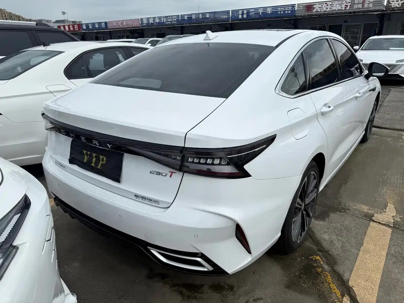 Chery Arrizo 8 2023 1.6T DCT Elegance — миниатюра 13
