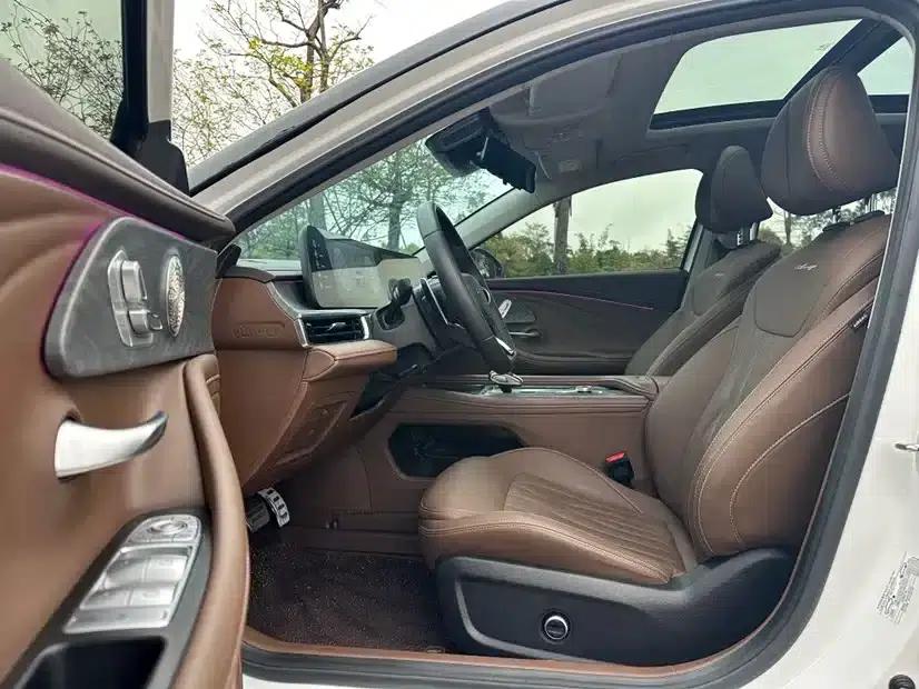 Chery Arrizo 8 2023 1.6T DCT Elegance — миниатюра 14