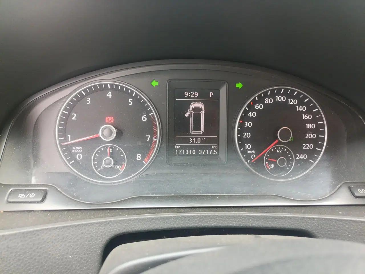 Volkswagen Caravelle 2014 2.0 TSI Four-Wheel Drive Comfort Edition — миниатюра 11