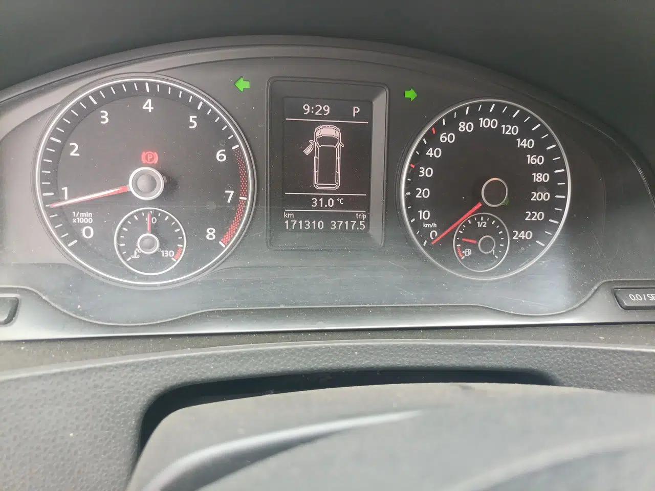 Volkswagen Caravelle 2014 2.0 TSI Four-Wheel Drive Comfort Edition — миниатюра 12