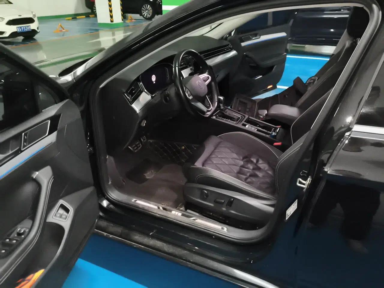 Volkswagen Magotan GTE Plug-in Hybrid 2022 GTE Luxury Model — миниатюра 16