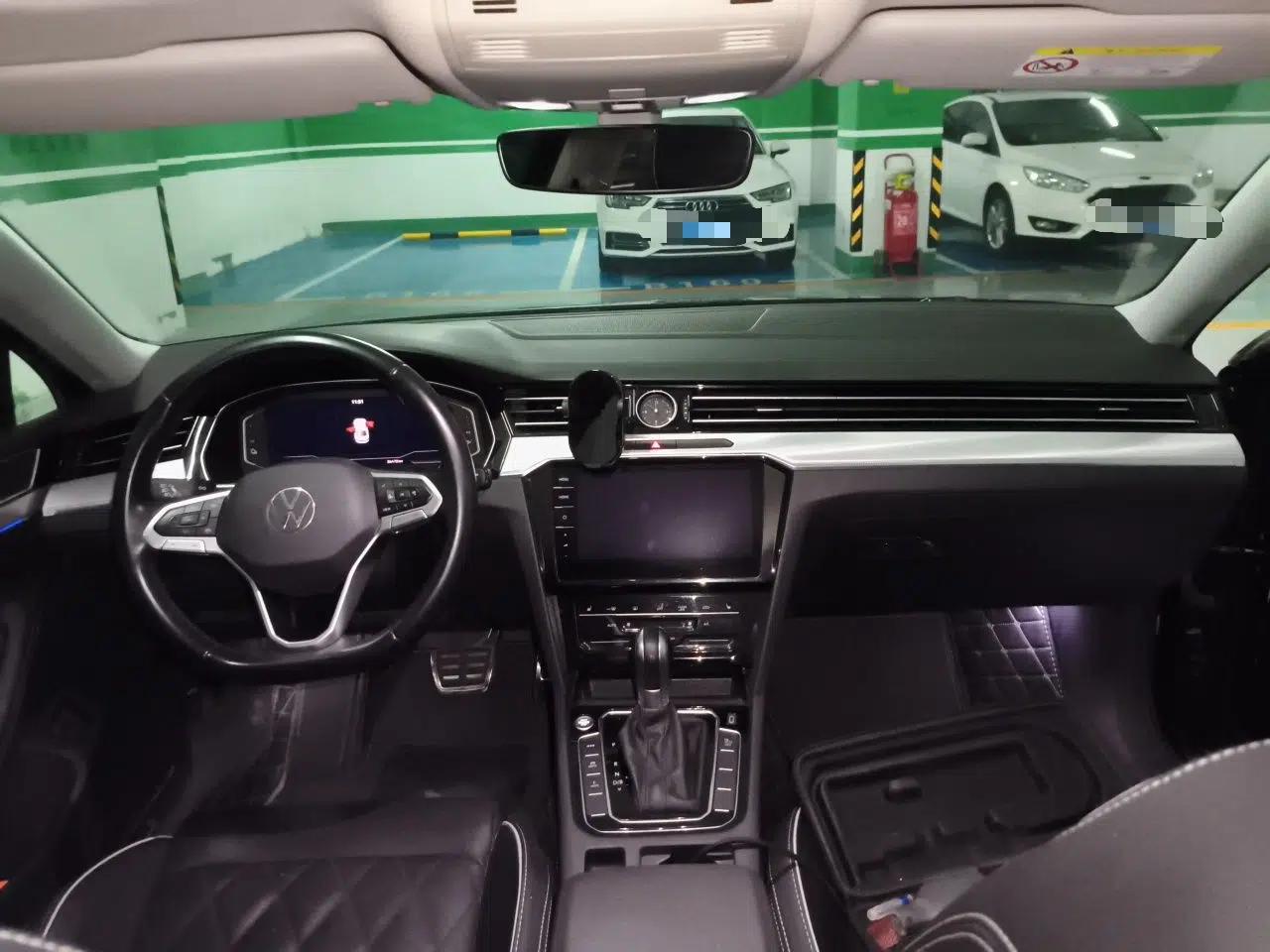 Volkswagen Magotan GTE Plug-in Hybrid 2022 GTE Luxury Model — миниатюра 9