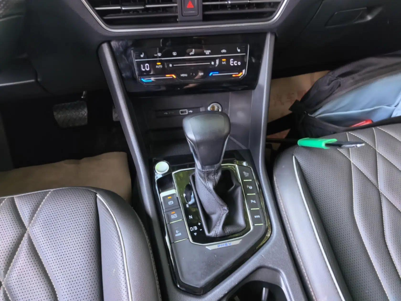 Volkswagen Tiguan L New Energy 2022 430 PHEV Plug-in Hybrid Prestige Edition — миниатюра 16