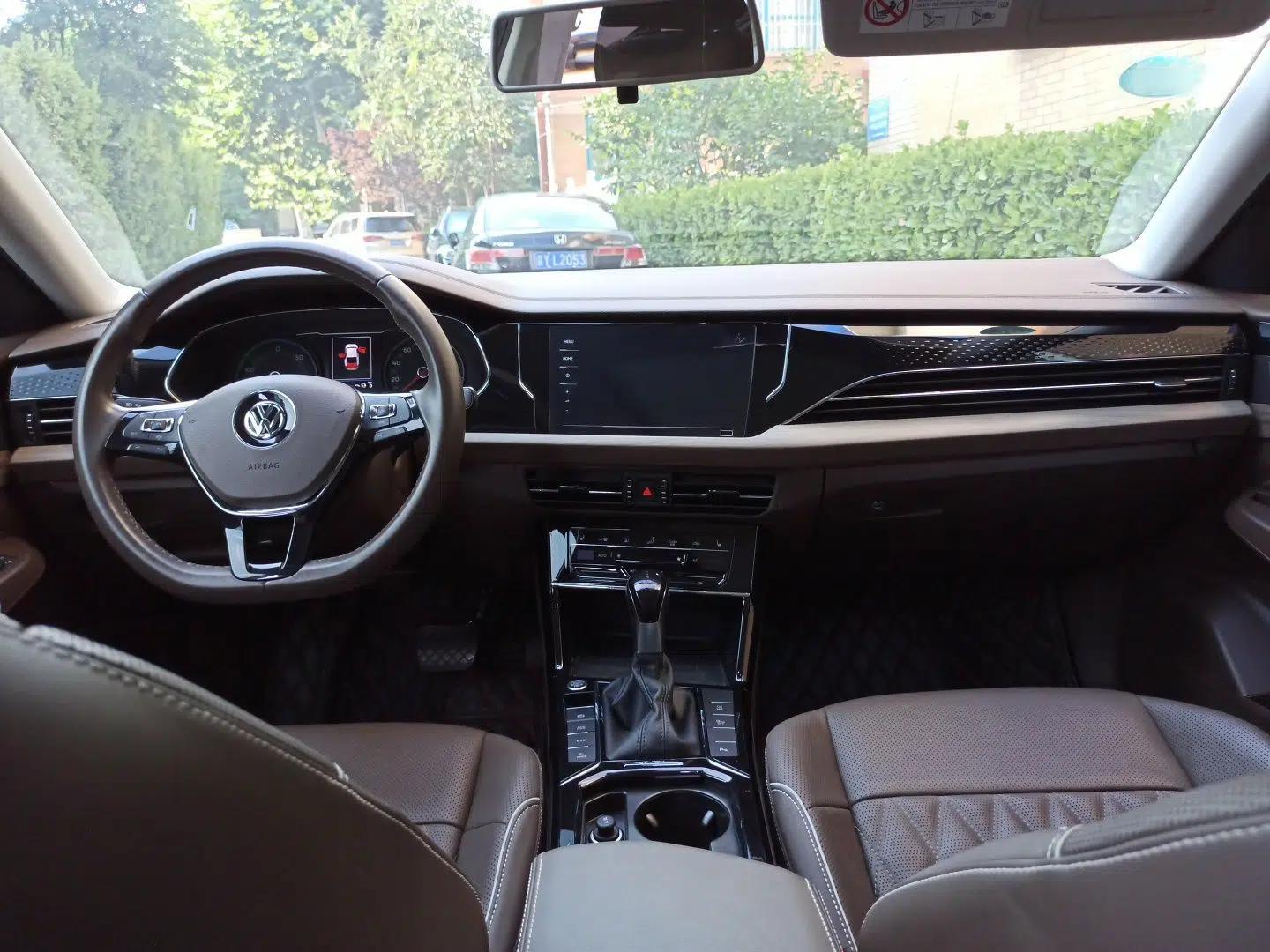 Volkswagen Passat New Energy 2020 430 PHEV Hybrid Luxury Edition China VI Standard — миниатюра 18