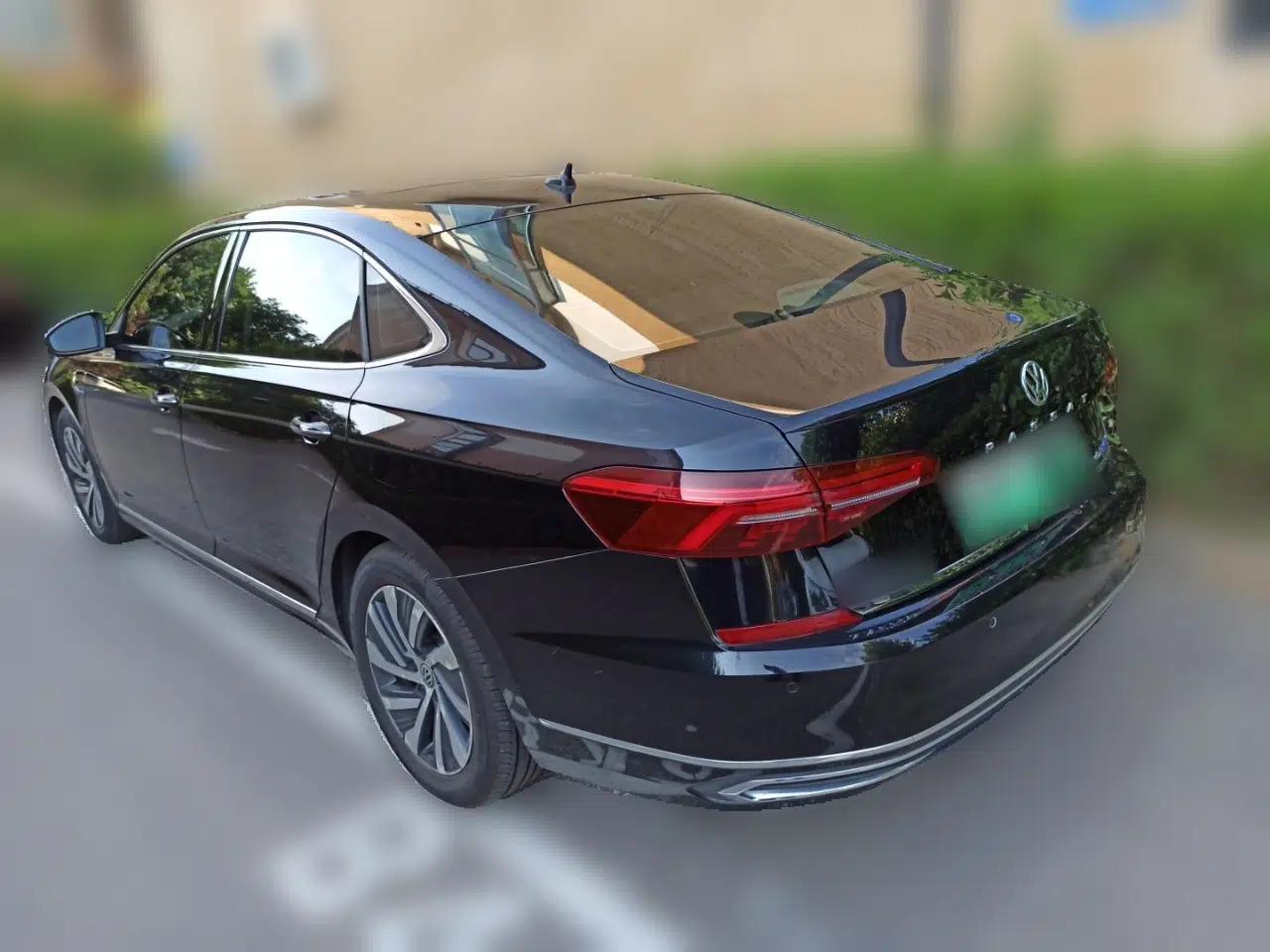 Volkswagen Passat New Energy 2020 430 PHEV Hybrid Luxury Edition China VI Standard — миниатюра 4