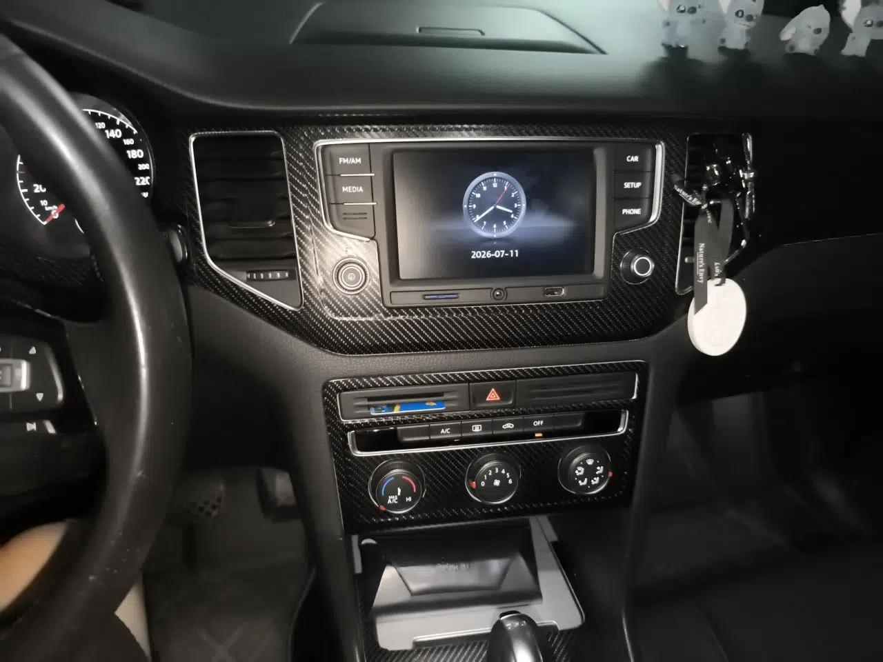 Volkswagen Golf Sportsvan 2016 230TSI Automatic Trend Edition — миниатюра 13