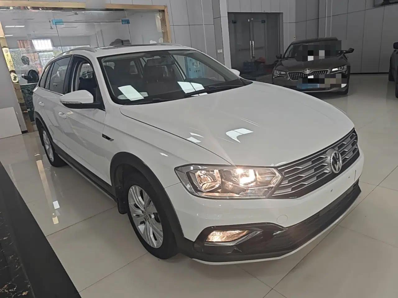 Volkswagen C-TREK 2017 1.6L Automatic Comfort Model — миниатюра 3