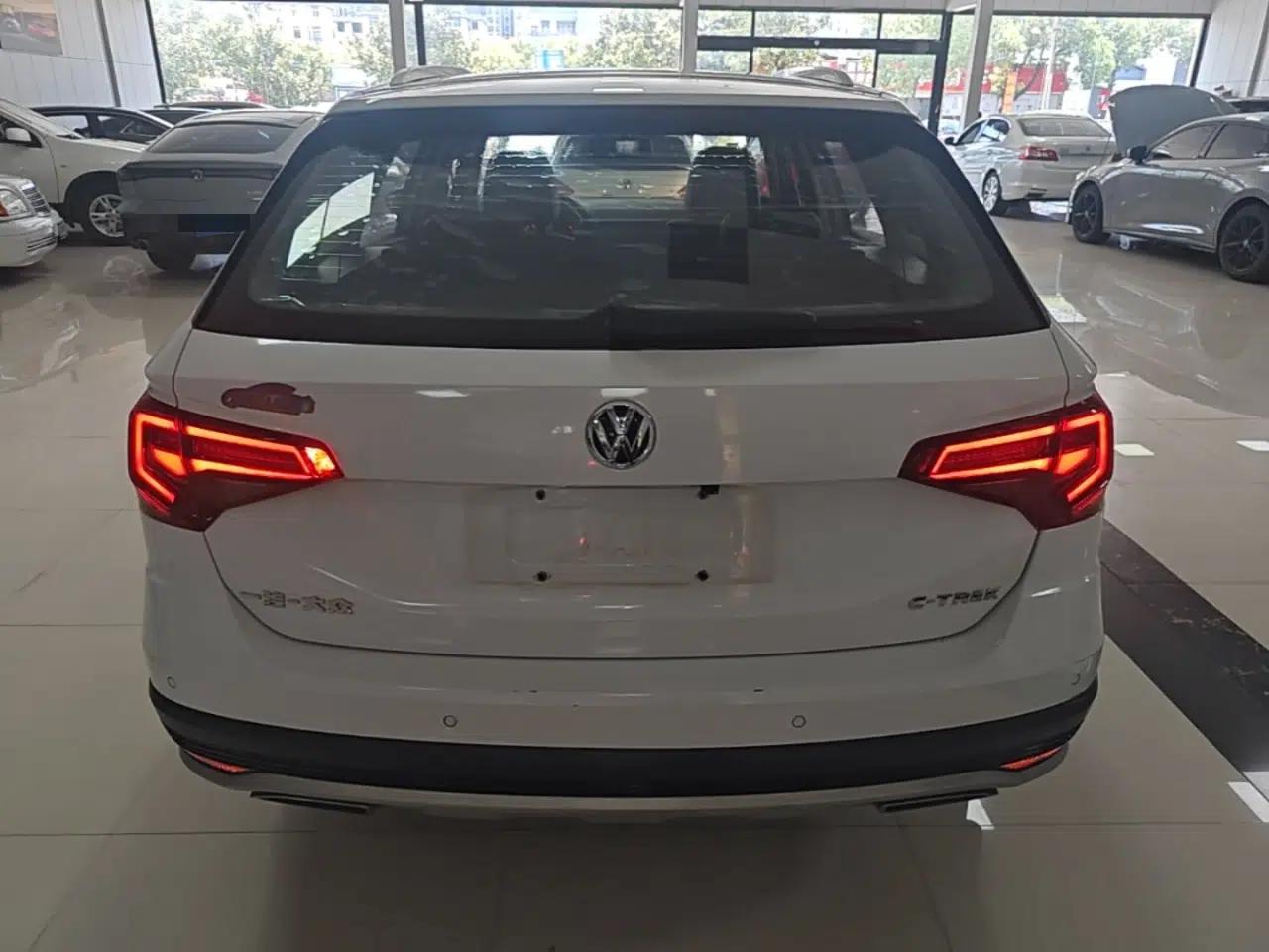 Volkswagen C-TREK 2017 1.6L Automatic Comfort Model — миниатюра 5
