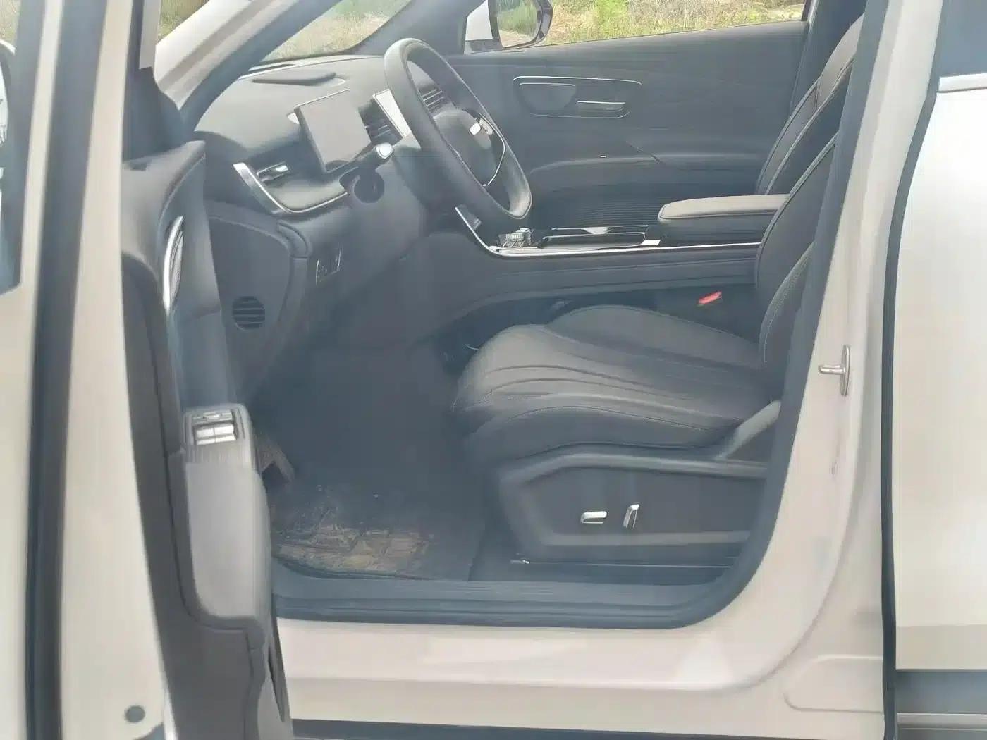 Chery Tiggo 8 2026 Fifth Generation Leopard Edition Kunpeng 1.6T Automatic Luxury Model — миниатюра 5
