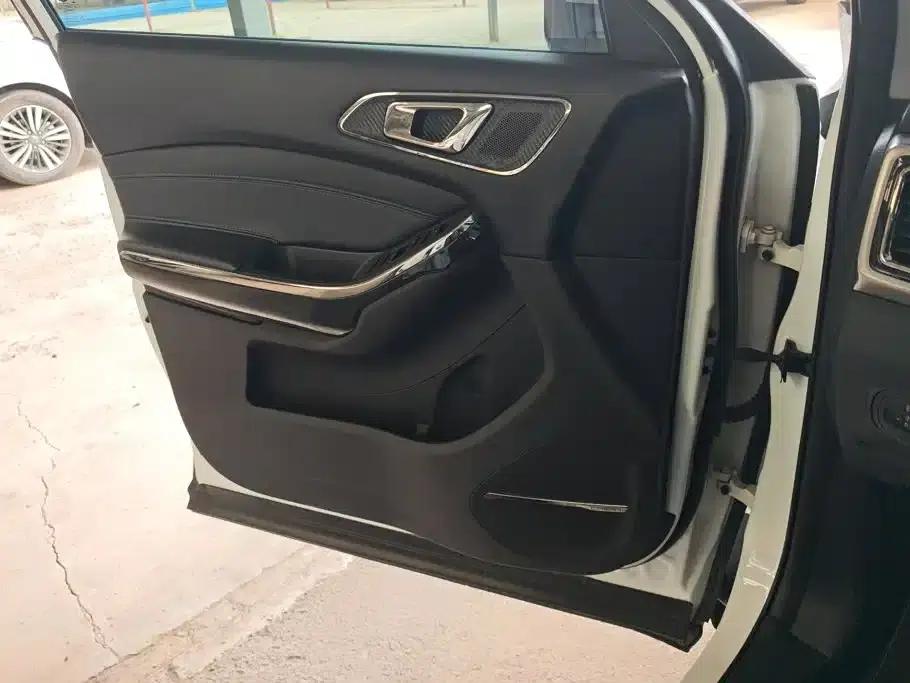 Chery Tiggo 8 2018 1.5TCI Automatic Premium 5-seater — миниатюра 7