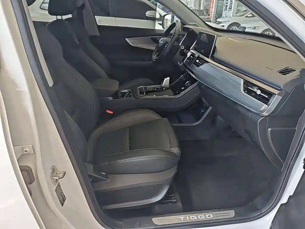 Chery Tiggo 8 2020 Facelift 290TGDI Automatic Luxury Edition — миниатюра 25