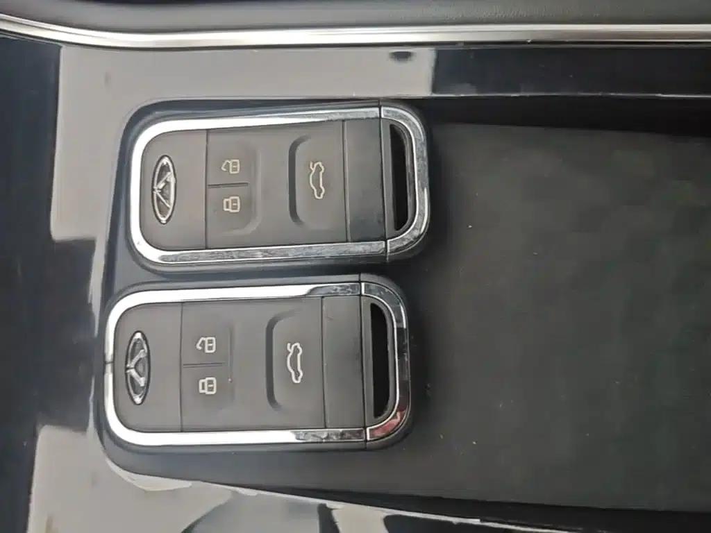 Chery Tiggo 8 2020 Facelift 290TGDI Automatic Luxury Edition — миниатюра 9