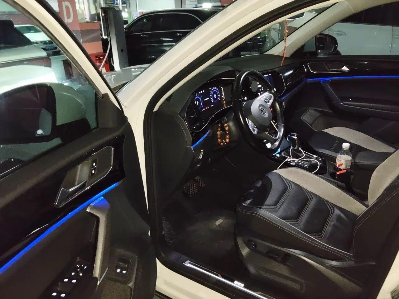 Volkswagen Tayron GTE Plug-in Hybrid 2020 1.4T Luxury Model — миниатюра 16