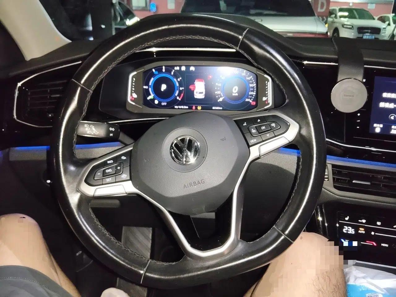 Volkswagen Tayron GTE Plug-in Hybrid 2020 1.4T Luxury Model — миниатюра 10