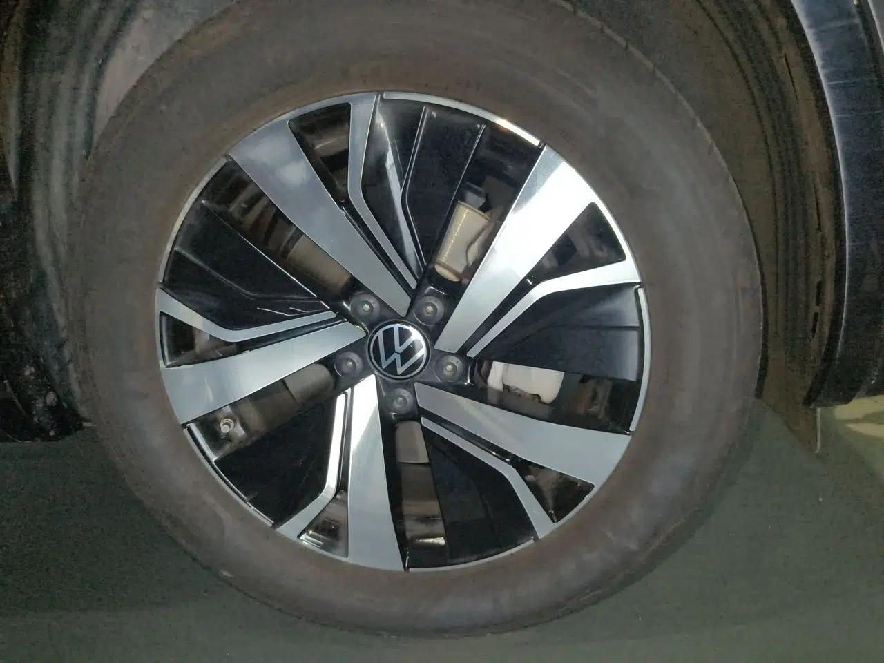 Volkswagen Tayron GTE Plug-in Hybrid 2020 1.4T Luxury Model — миниатюра 8