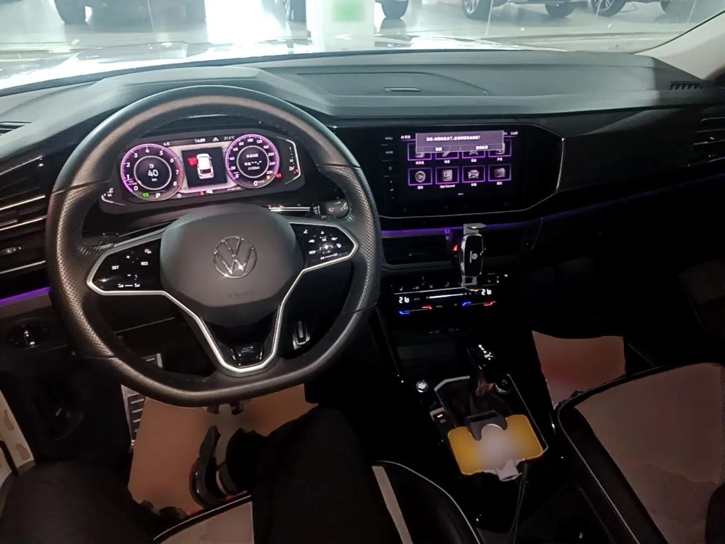 Volkswagen Tayron X 2020 330TSI Two-Wheel Drive Luxury Smart Connectivity Version — миниатюра 12