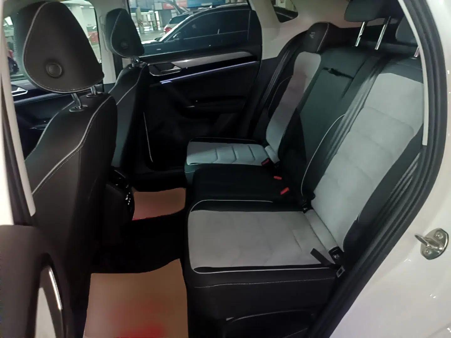 Volkswagen Tayron X 2020 330TSI Two-Wheel Drive Luxury Smart Connectivity Version — миниатюра 20