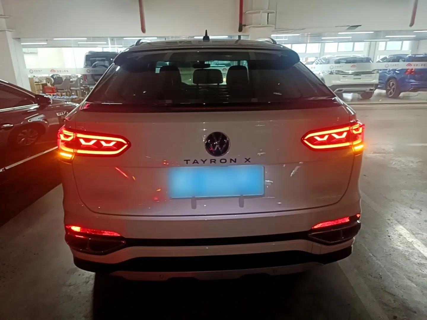 Volkswagen Tayron X 2020 330TSI Two-Wheel Drive Luxury Smart Connectivity Version — миниатюра 5