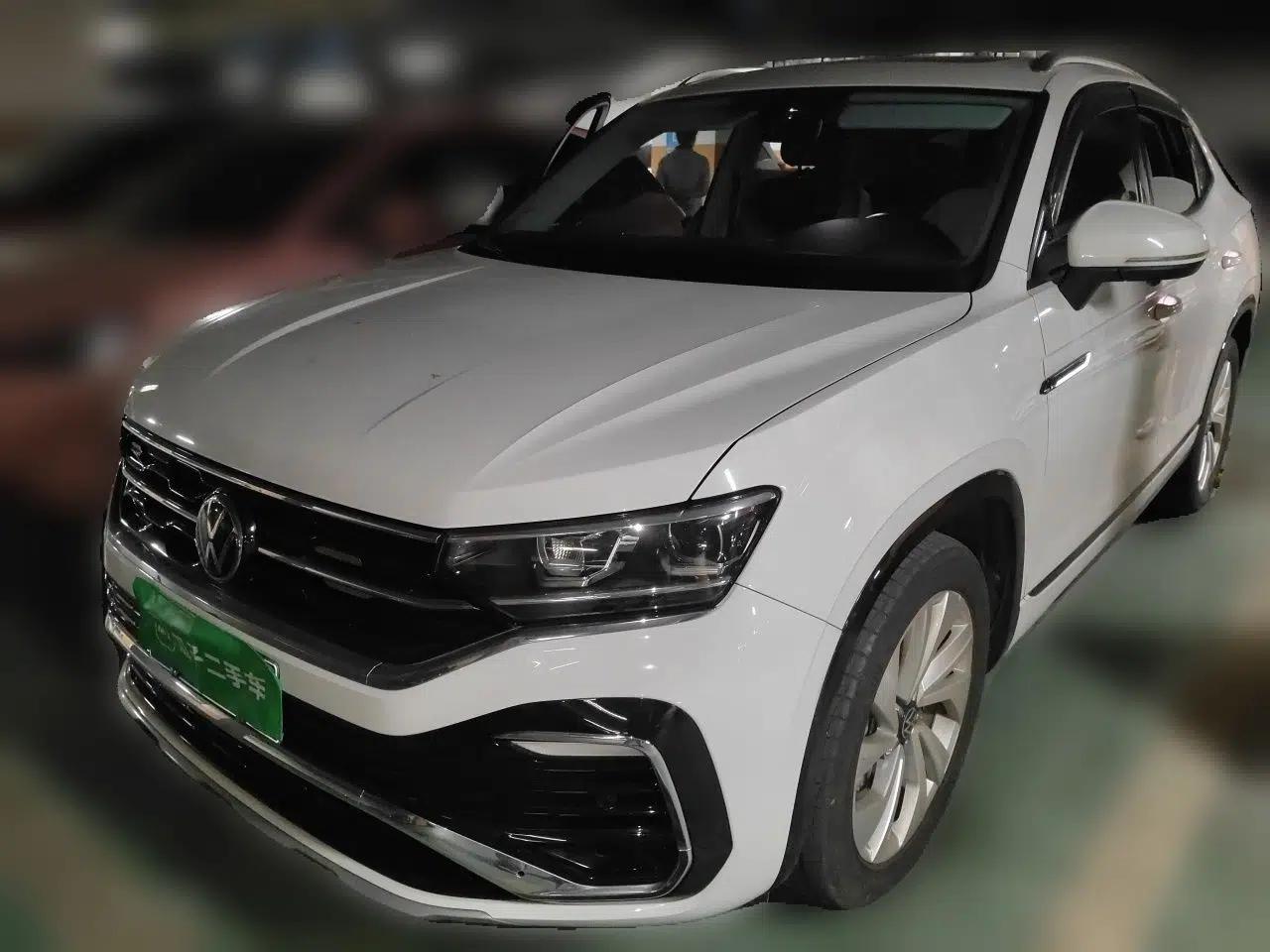 Volkswagen Tayron X 2020 330TSI Two-Wheel Drive Luxury Smart Connectivity Version — миниатюра 1