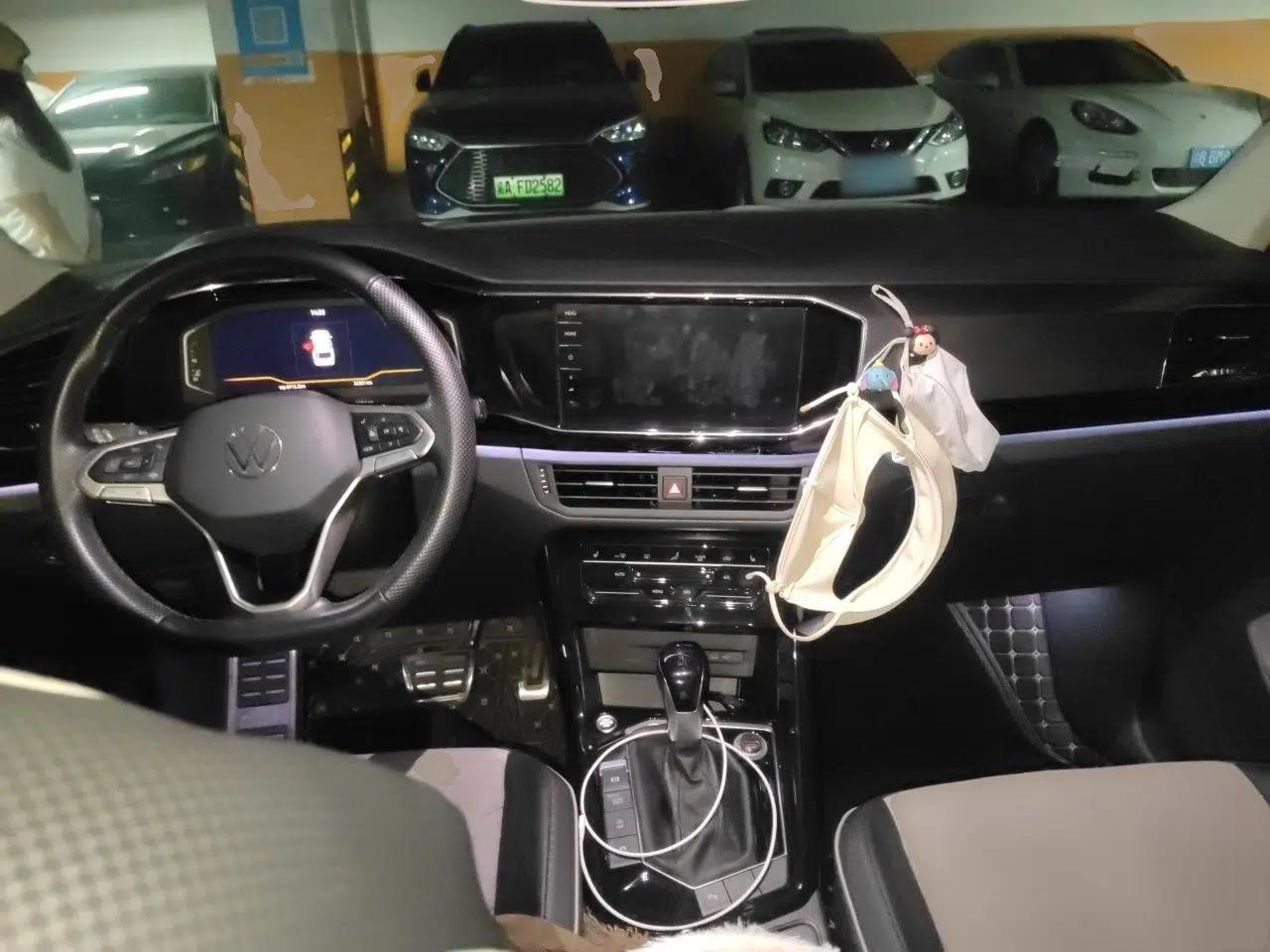 Volkswagen Tayron X 2020 330TSI Two-Wheel Drive Luxury Smart Connectivity Version — миниатюра 9