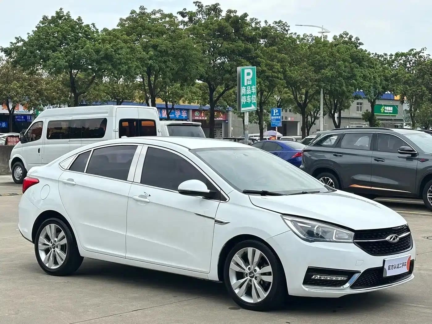 Chery Arrizo 5 2017 1.5L CVT Fashion Edition — миниатюра 3