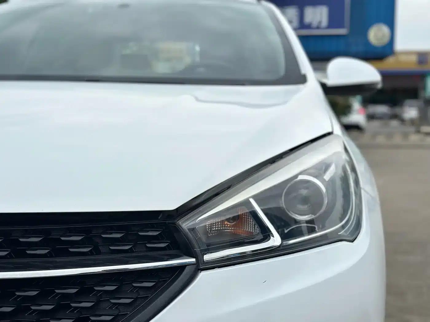 Chery Arrizo 5 2017 1.5L CVT Fashion Edition — миниатюра 4