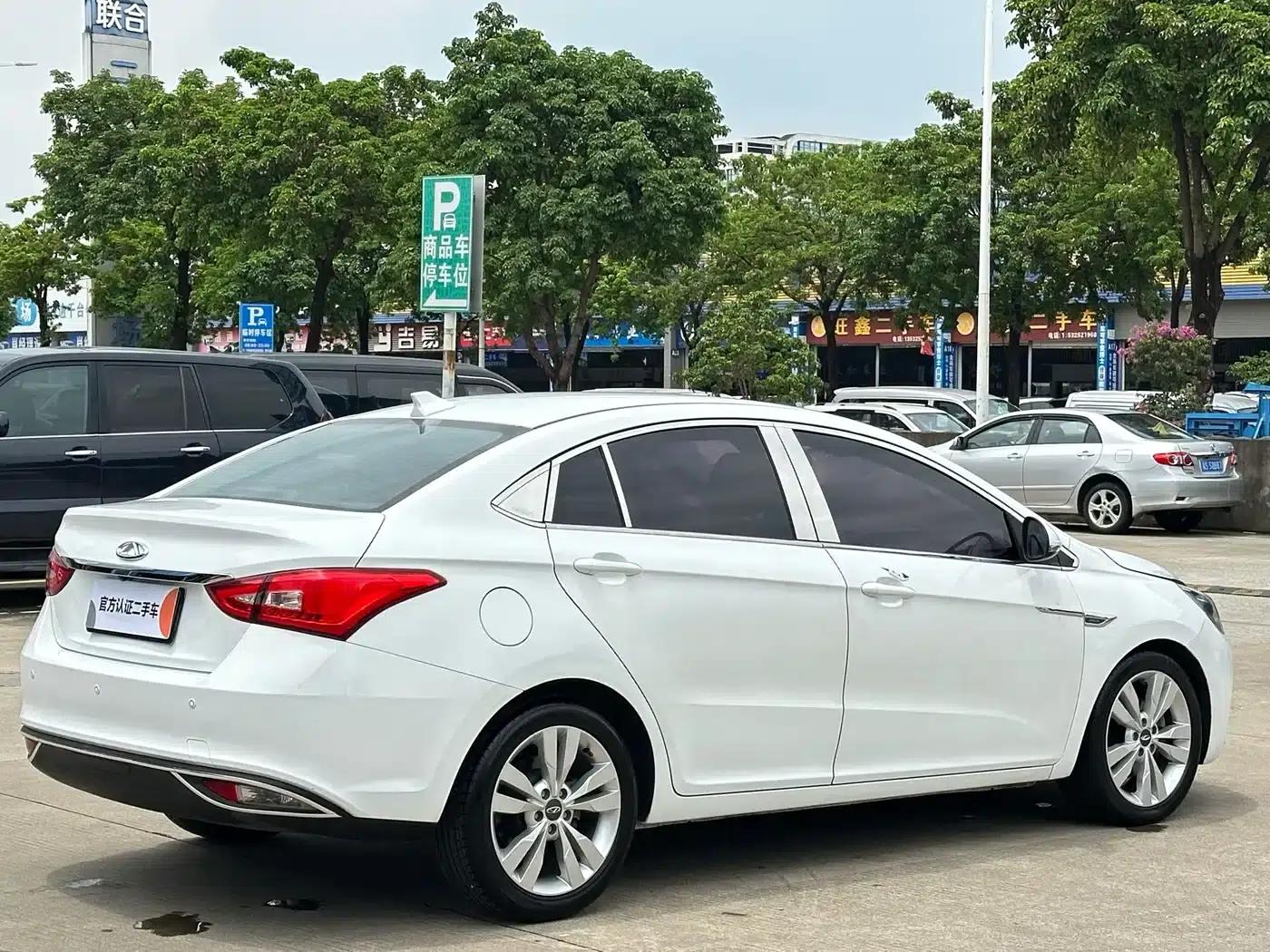 Chery Arrizo 5 2017 1.5L CVT Fashion Edition — миниатюра 9