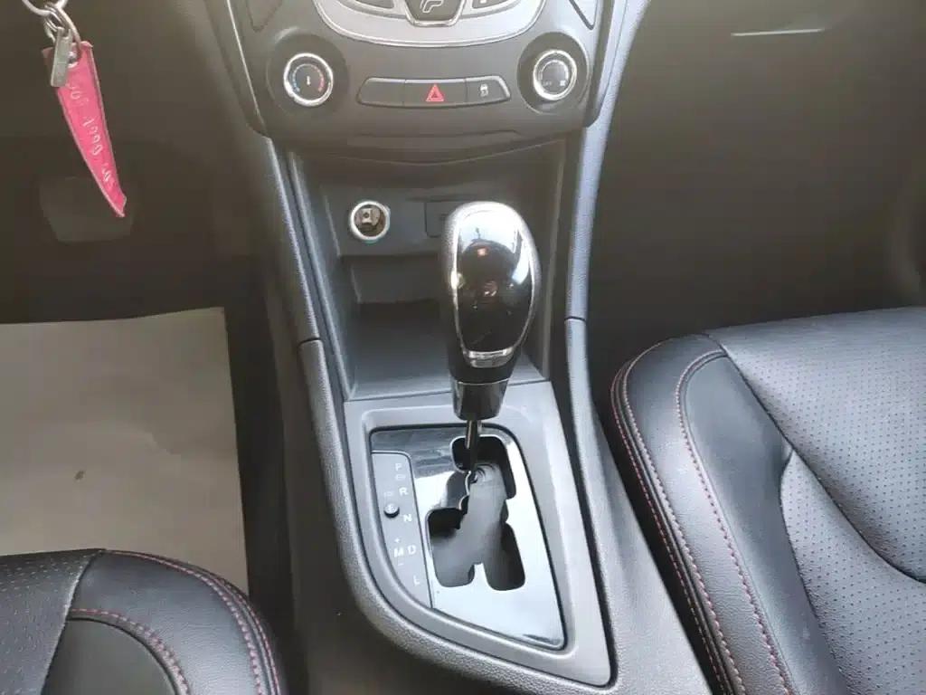 Chery Arrizo 5 2016 1.5L CVT Trendsetter Edition — миниатюра 14