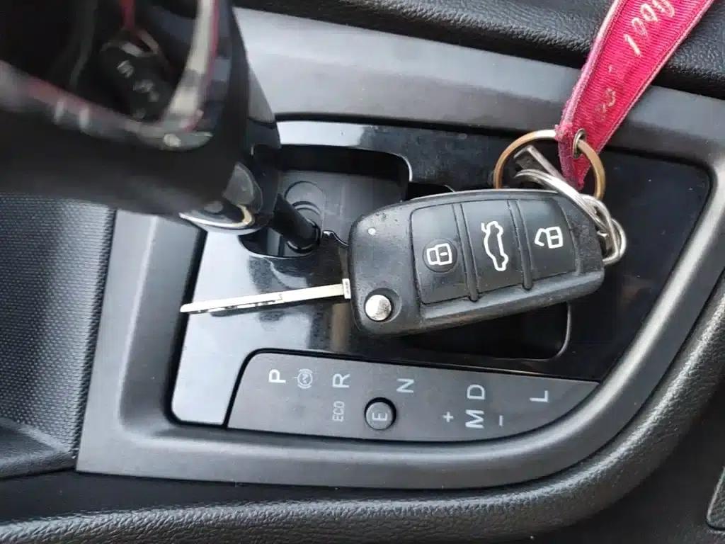 Chery Arrizo 5 2016 1.5L CVT Trendsetter Edition — миниатюра 9