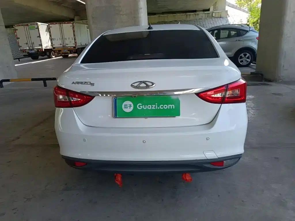 Chery Arrizo 5 2016 1.5L Manual Elite Edition — миниатюра 6
