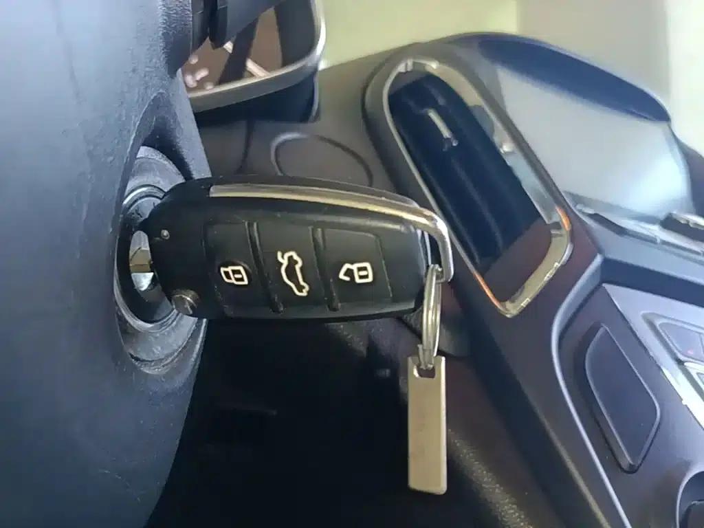 Chery Arrizo 5 2016 1.5L Manual Elite Edition — миниатюра 9